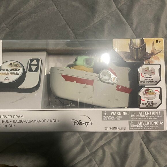 Disney Grogu and Hover Pram Remote Control - Picture 2 of 3